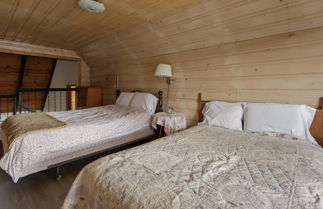 Boulder Hollow - Features An Older Style To Experience A Rustic Cabin! Lakeview!-1